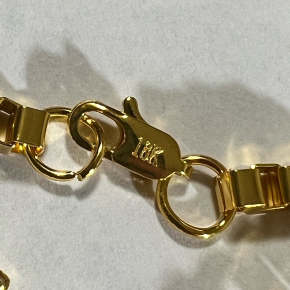 18KT Gold Plated European Square Link Chain NEW - Picture 6 of 6